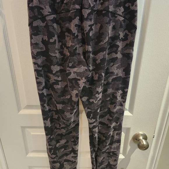 Lululemon Ready to Rulu Jogging Pants - Picture 4 of 4